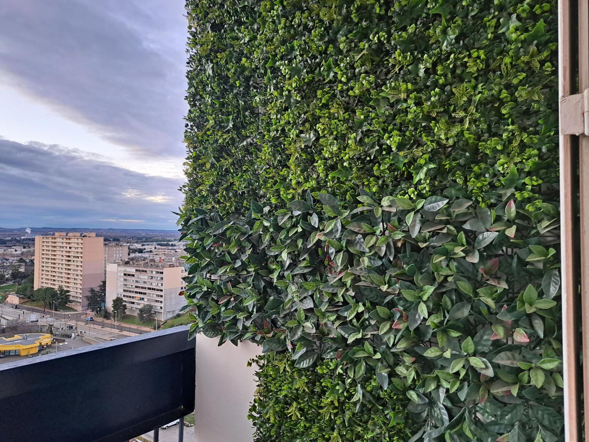Tout Confort - Clim- Salle De Bain Commune Nimes Exterior photo